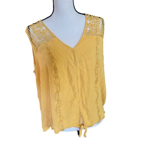 Lane Bryant Womens Tie Front Blouse Lace Detail Yellow Faux Button Up Size 20 - Picture 4 of 13